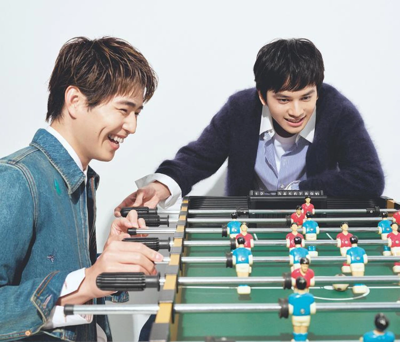 北村匠海さん×中沢元紀さん、仲良し2人のインタビュー フォトギャラリー