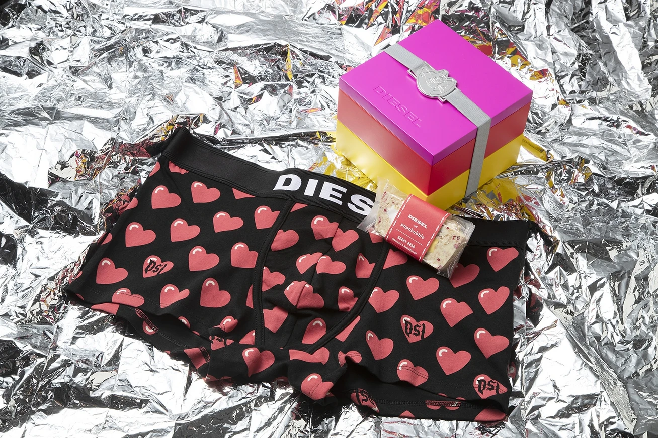 初コラボ♡【ディーゼル(DIESEL)×パパブブレ(PAPABUBBLE)】のバレンタインギフト