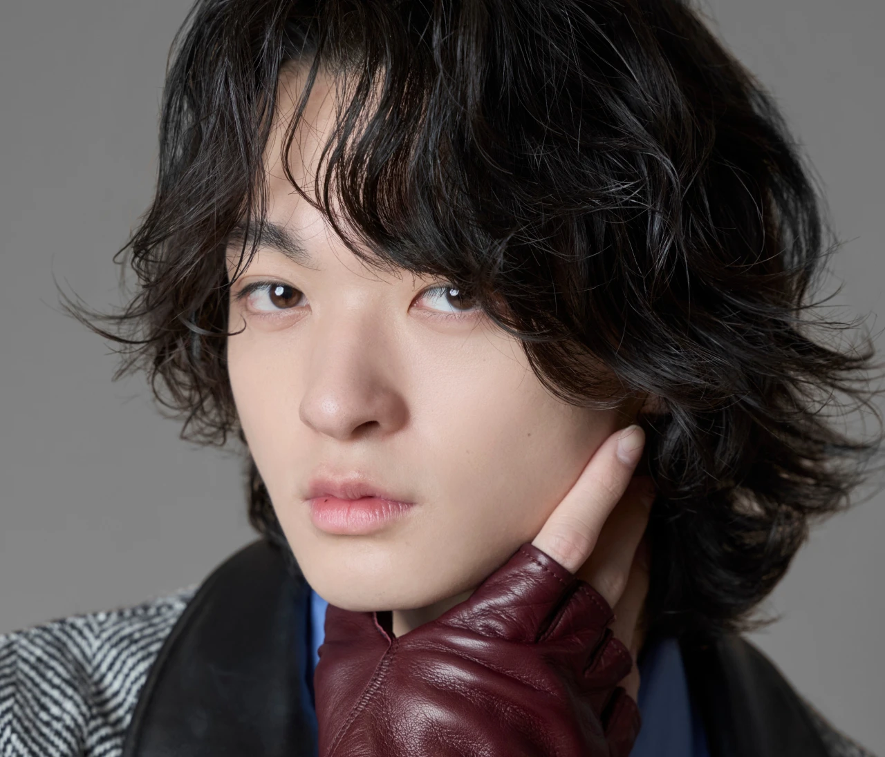 STARGLOW・RUI（ルイ）デビューインタビュー「危うさを意識した自分のハスキーボイスがハマった」