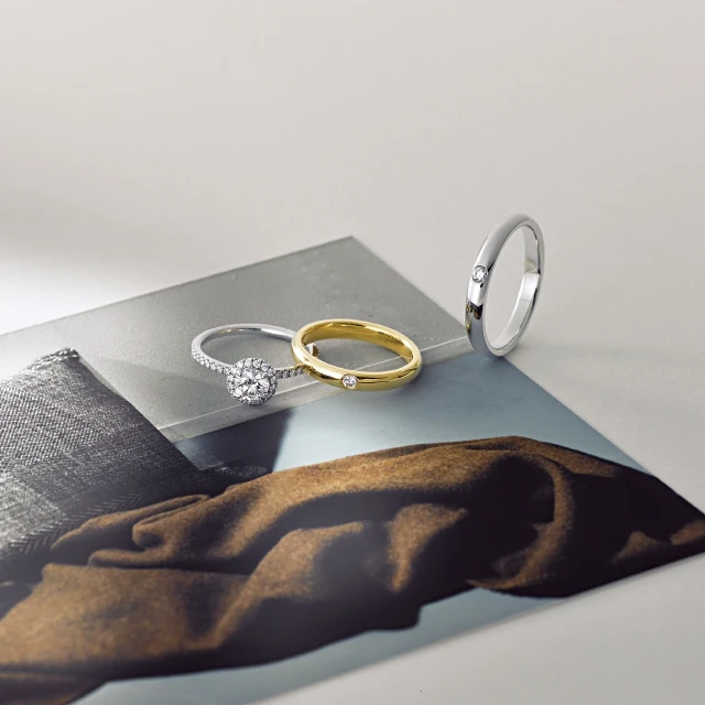 【ハリー・ウィンストン】絵になる二人のハイジュエラーリング