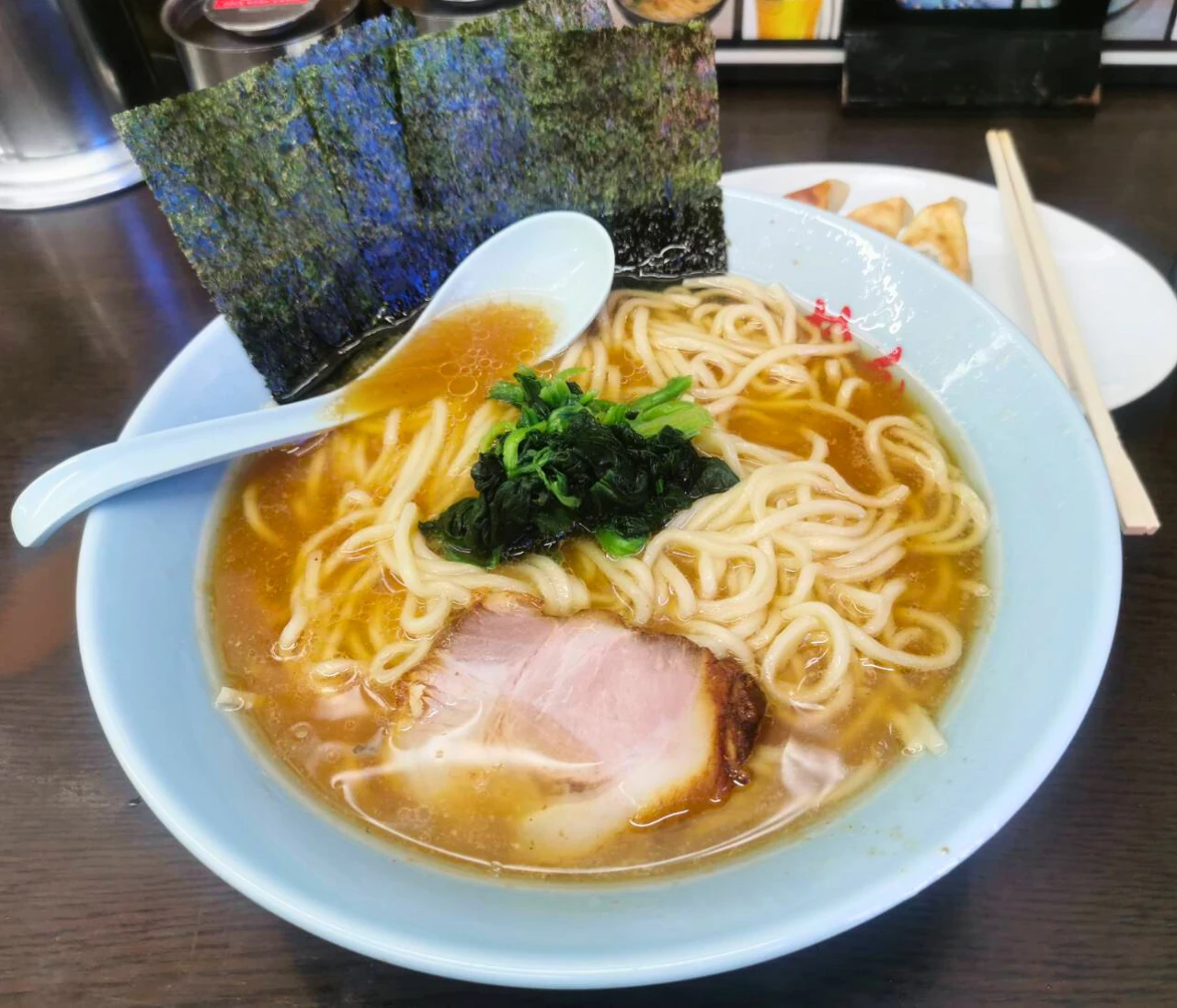 【希少】人形町で満足感◎なワンコイン！ラーメン【喜色満麺】