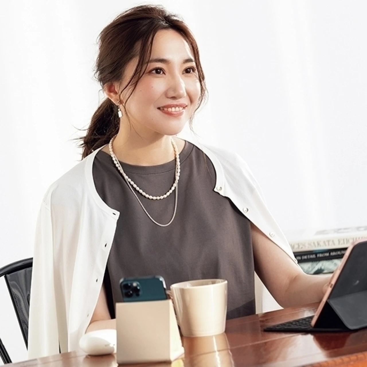 【働くスーパーバイラーズ密着24h】金融系専門職・ユイチャオさんの自分らしく働く1日