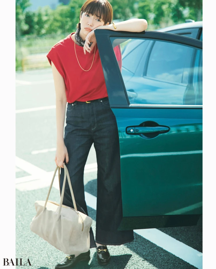 佐藤栞里 パンツコーデ