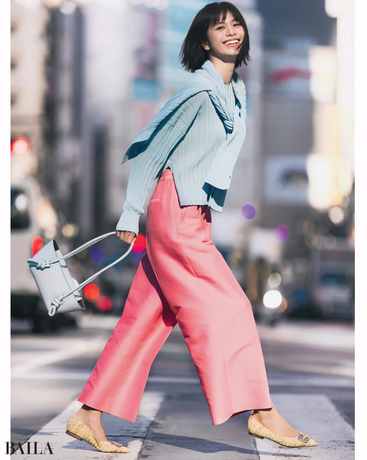 佐藤晴美 フラットシューズコーデ