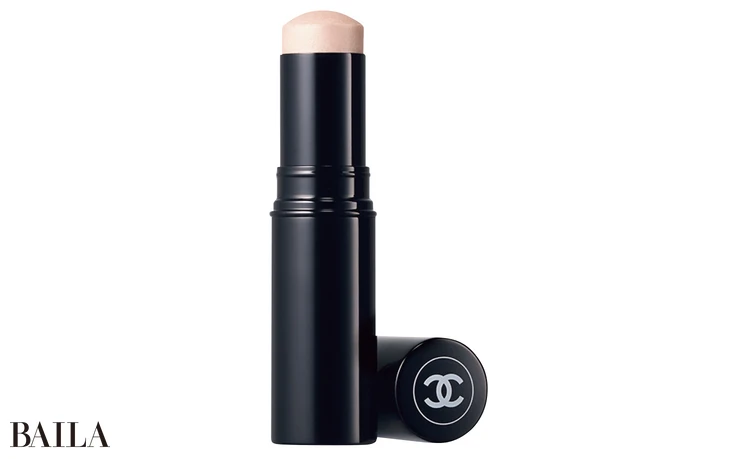 コントゥアスティック ￥3300／アディクション ビューティ（4/24限定発売）