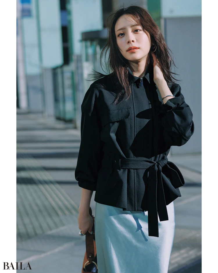 【Theory】ウエストベルトでメリハリをつければほんのり色気も香って