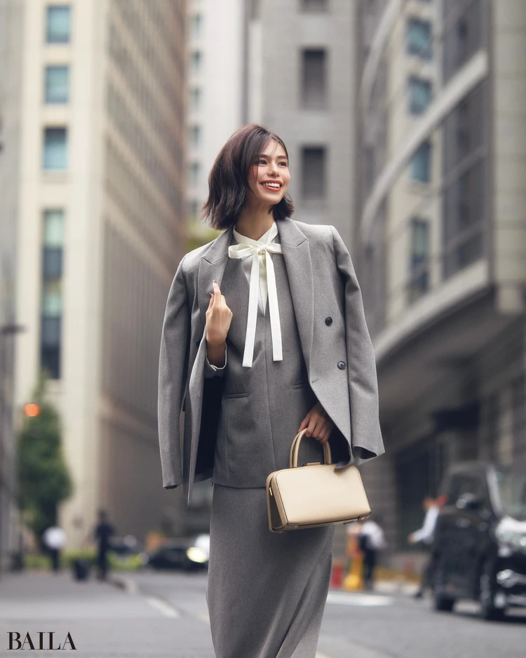 佐藤晴美　ジャケットコーデ