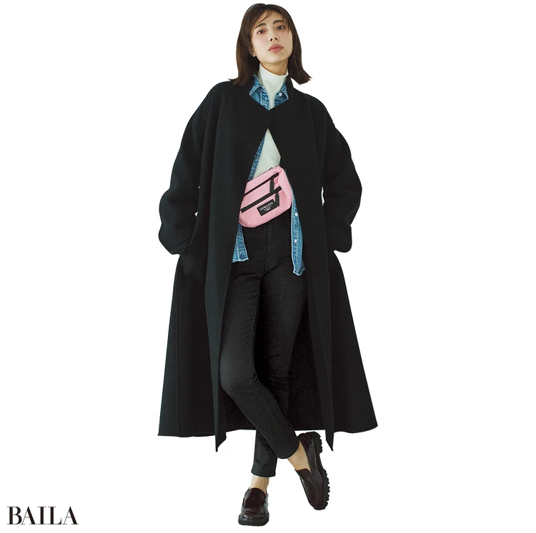 土屋巴瑞季　バッグ（12×19.5×8）￥16500／ノーベルバ（ノマディス）　