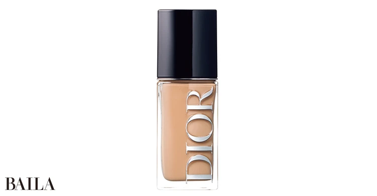 ディオール フォーエヴァー フルイド スキン グロウ SPF50・PA+++ 全11色 30ml ￥8030／パルファン・クリスチャン・ディオール