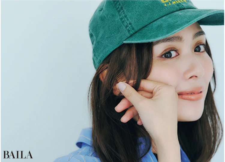 《2》顔まわりの毛を出して耳を隠すとバランスよく