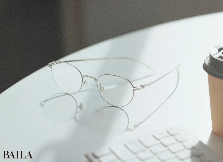 マイキータのメガネ