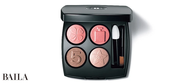 レ キャトル オンブル ブトン 209 ￥11880／シャネル（数量限定品）