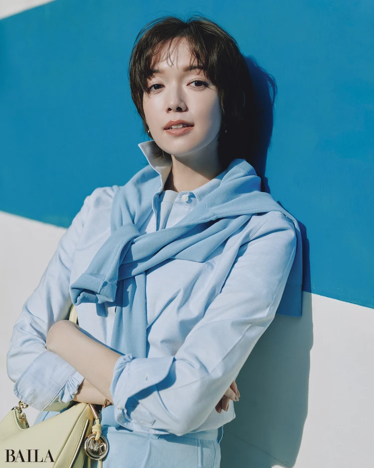 4月5日（日）のコーデ 佐藤栞里　ブルーコーデ