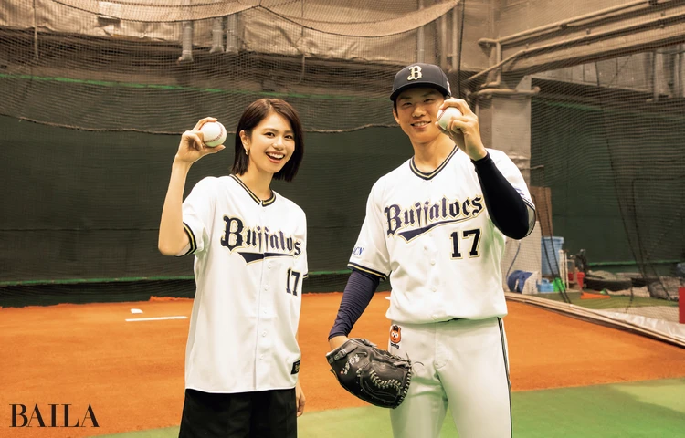 オリックス・バファローズ 曽谷龍平投手と佐藤晴美