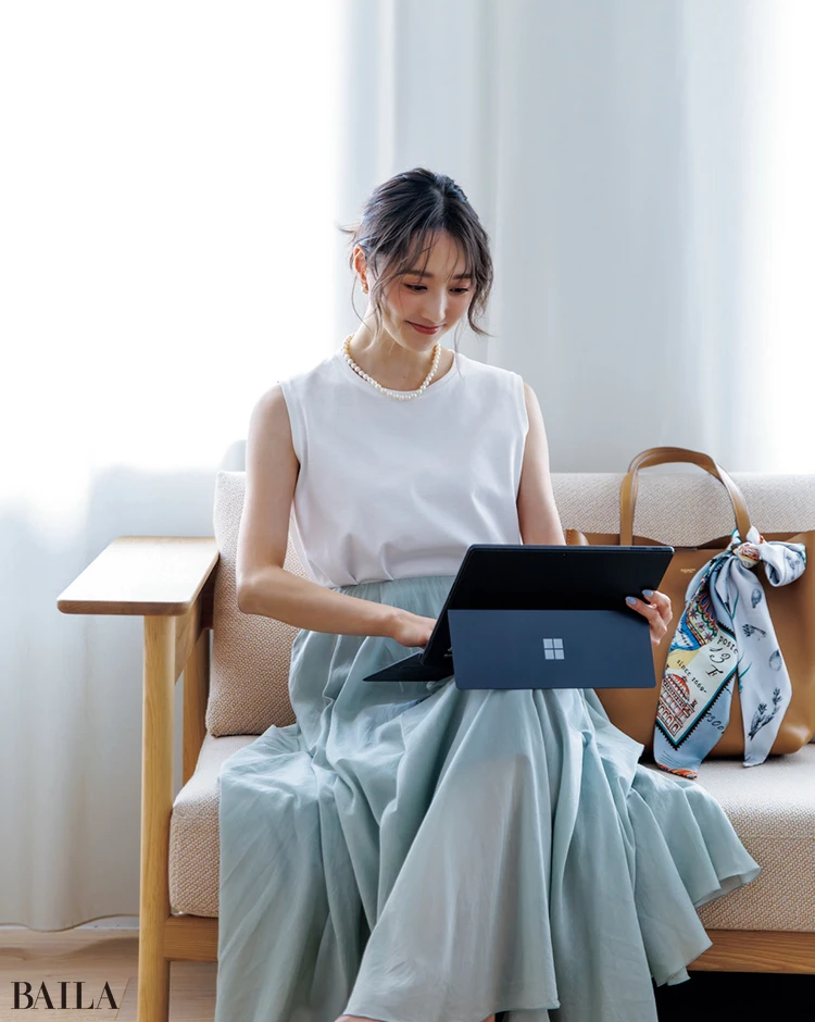 《Day11》最近忙しかったから今日はリモート。顔が明るく見える白カットソーが頼れる