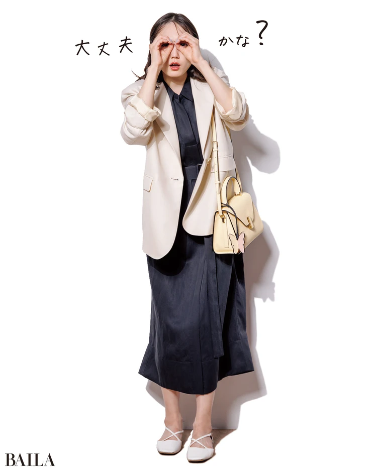 《Day5》ワンピにジャケットを重ね定例会へ。あれ? 明日香ちゃんがたそがれてる?