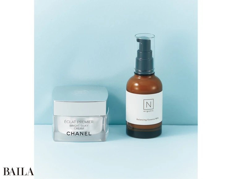 (右)。N organic Basic バランシング エッセンスミルク EX(医薬部外品) 60㎖ ¥6380/シロク (左)エクラ プルミエ ブライト シルキー クリーム(医薬部外品) 50㎖ ¥24750/シャネル