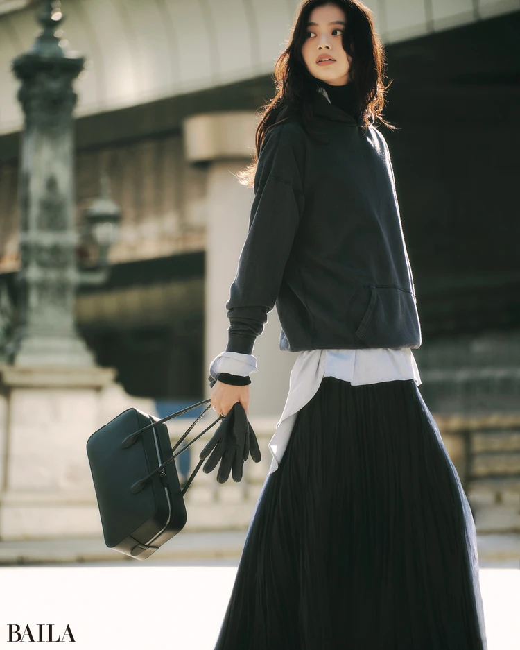 松木育未　スウェットコーデ