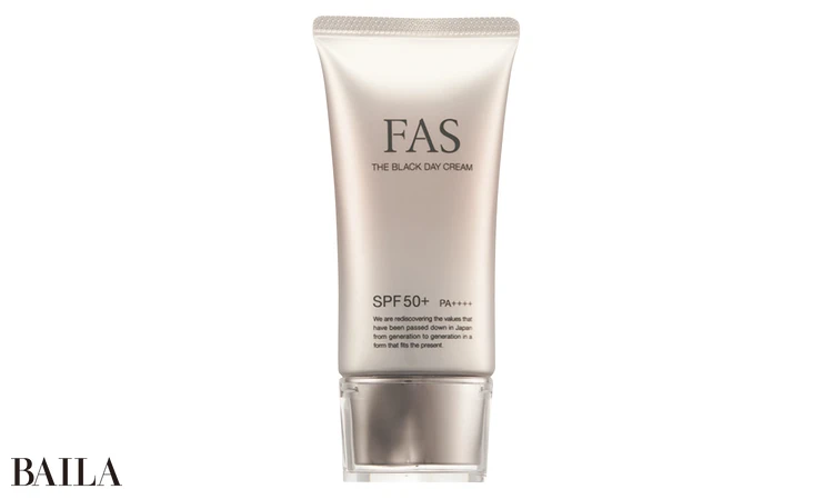 FAS ザ ブラック デイ クリーム（医薬部外品） SPF50+・PA++++ 40g ￥6600／シロク　