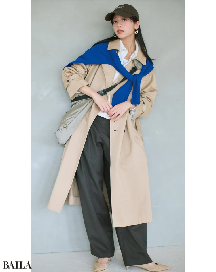 重ねた襟と肩かけニットで重心を上げスタイルアップ