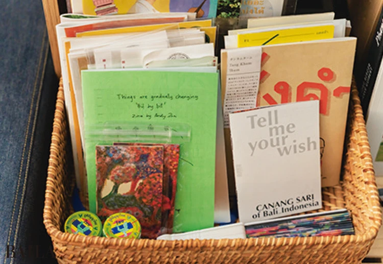 店主がセレクトした タイ発のＺＩＮＥも 豊富にラインナップ