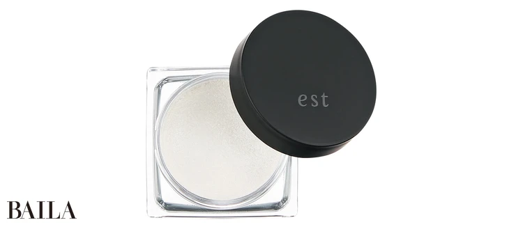 トランスフィア リフトアップ ハイライター 8g ￥3520／エスト（限定品）