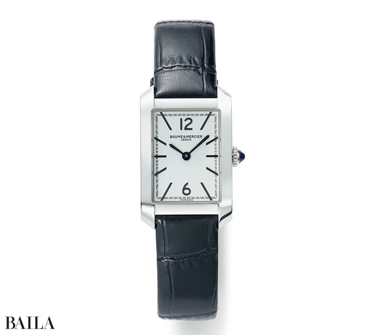 「ハンプトン 10795」(SSケース&カーフレザーストラップ/H35×W22mm/クォーツ/5気圧防水)¥213400/リシュモン ジャパン(ボーム&メルシエ)