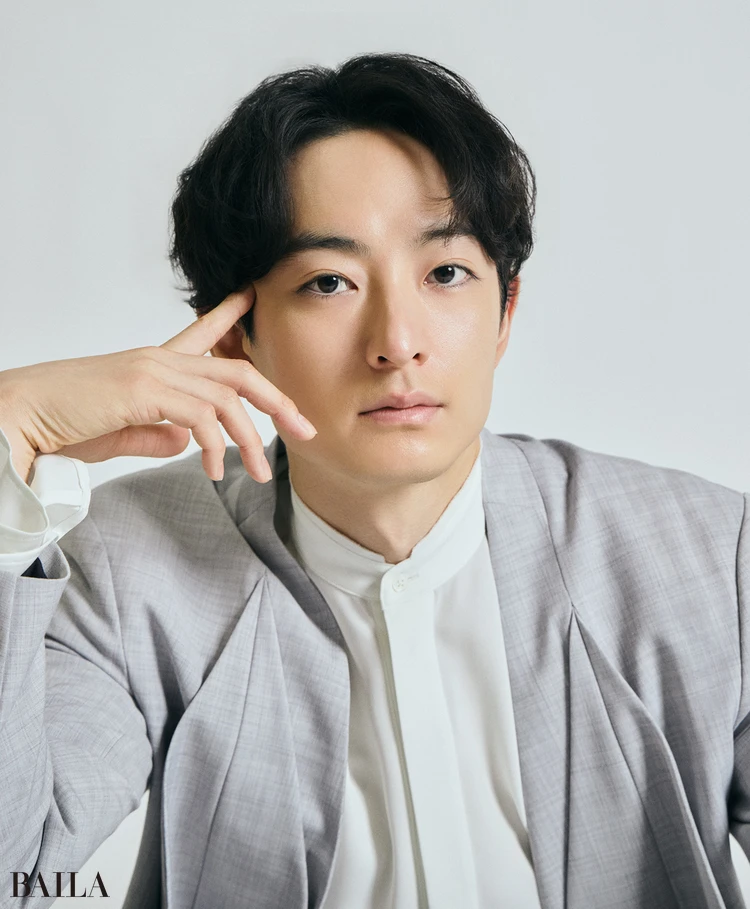 濱正悟さん あえて余白を残して撮影にのぞむことで、庄田の初々しさを表現したかったと語る