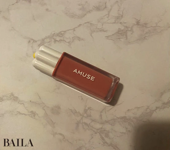 クリアな質感で、仕事シーンも休日もこれ一本でOK！