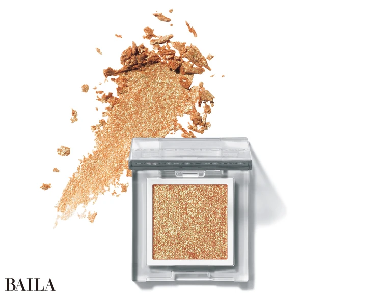 アディクション ザ シングル アイシャドウ スパークル Team work ￥2530／アディクション ビューティ　