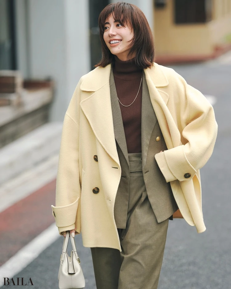 仕事も約束もこれ１つで！「フルラ」の新作バケットバッグ【BAILA今日のコーデ】