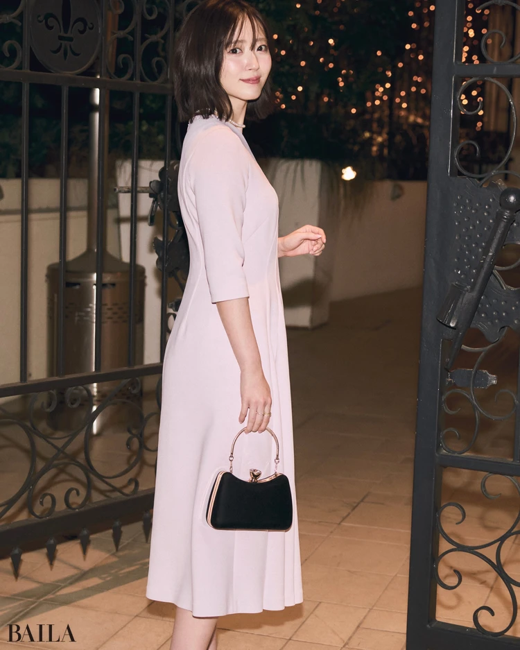 鈴木愛理　およばれコーデ