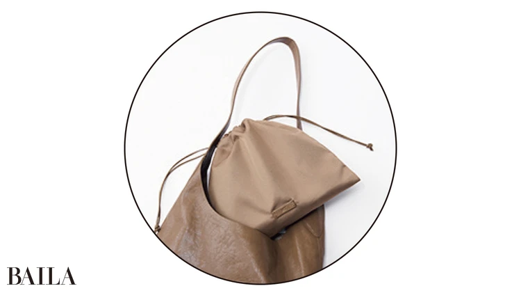 （下）PFT　パフト/Triangle Bag