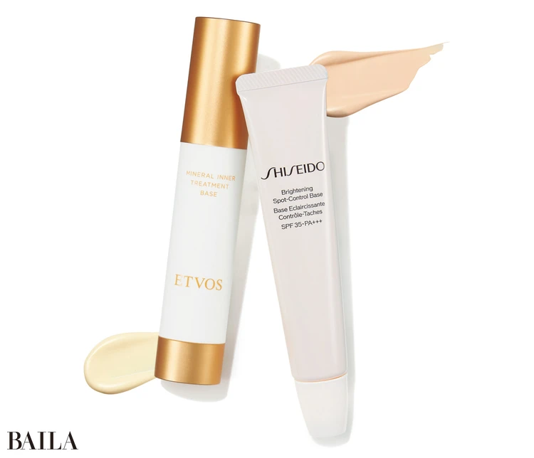 （左）ミネラルインナートリートメントベース マカロンイエロー SPF31・PA+++ 25ml ￥4950／エトヴォス（9月5日限定発売）（右）SHISEIDO ブライトニング スポットコントロール ベース アイボリー（医薬部外品） SPF35・PA+++ 32g ￥5500／資生堂　