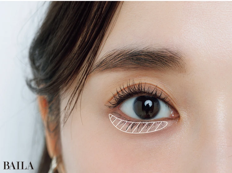 上半顔の重心下げには 上よりも下まつげを盛って!