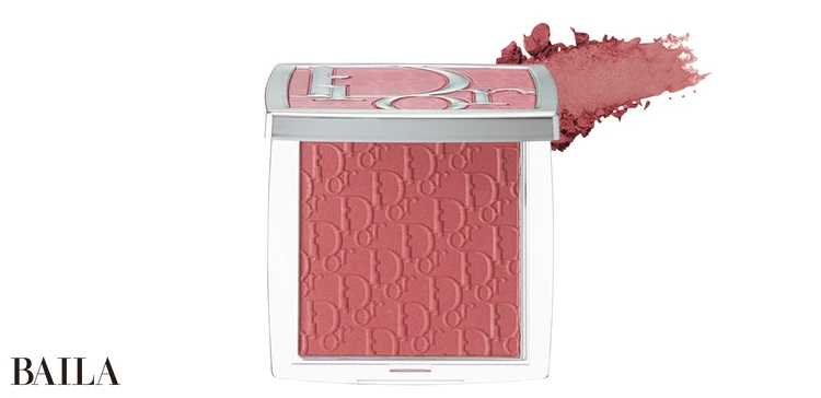 バックステージ ロージーグロウ 012 ￥6380／パルファン・クリスチャン・ディオール