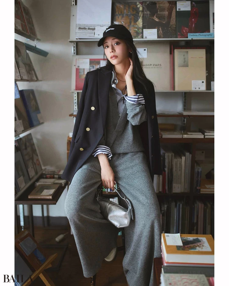 貴島明日香　ジャケットコーデ