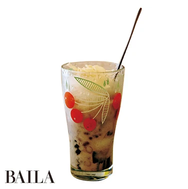 「チェーは見た目よりも甘さ控えめ。ココナッツの風味が異国ムード満点」