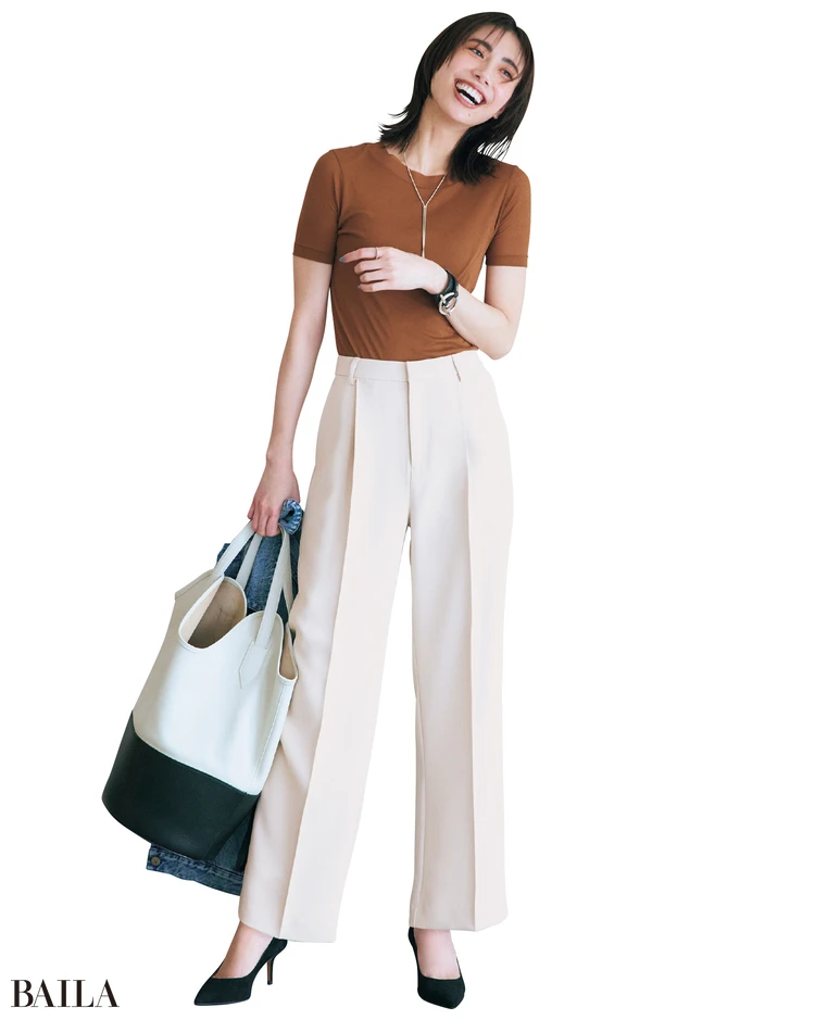 「ANCHOR WOMAN(アンカー ウーマン)」のワンタックパンツ