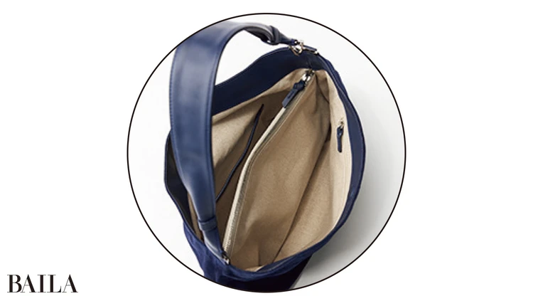 荷物が探しやすいキャンバスライナー