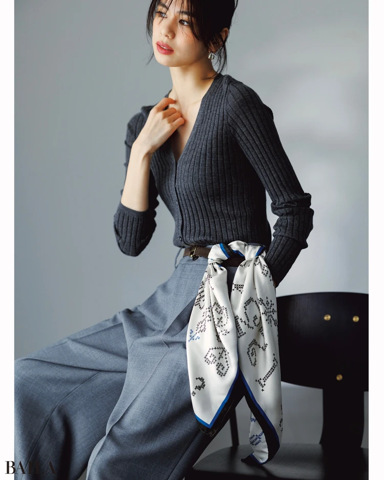 10月16日（木）のコーデ　佐藤晴美　パンツコーデ