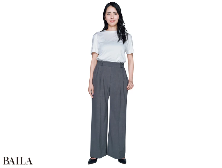 山田里紗さん・159㎝