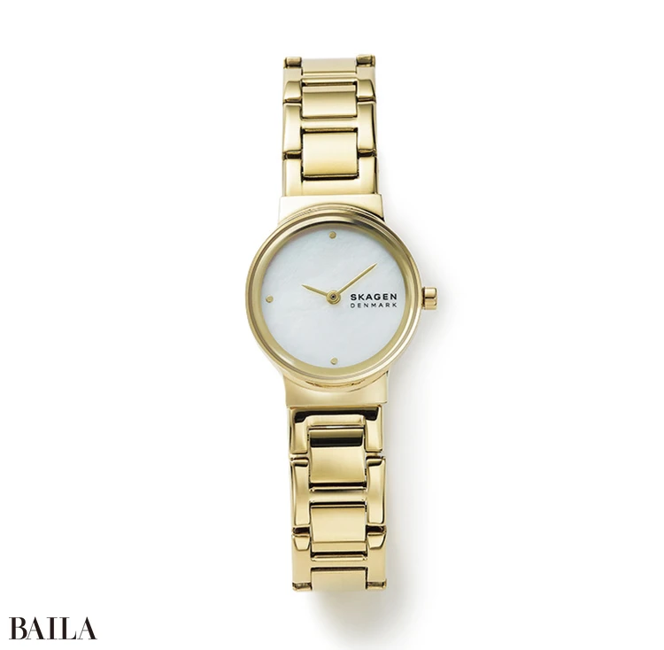 「Freja Lille」(SSケース&ブレスレット/直径26mm/クォーツ/5気圧防水)¥24200/フォッシルジャパン(SK AGEN)