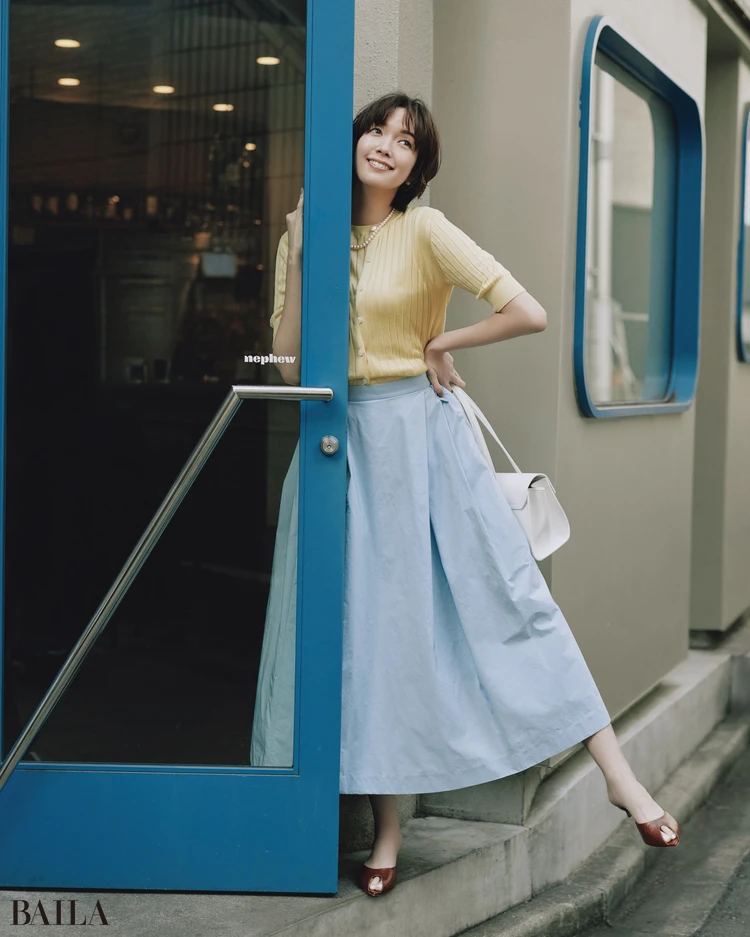 4月11日（土）のコーデ　佐藤栞里　ブルーコーデ