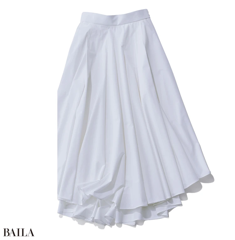 スカート￥42900／ル フィル ニュウマン新宿店（ル フィル）