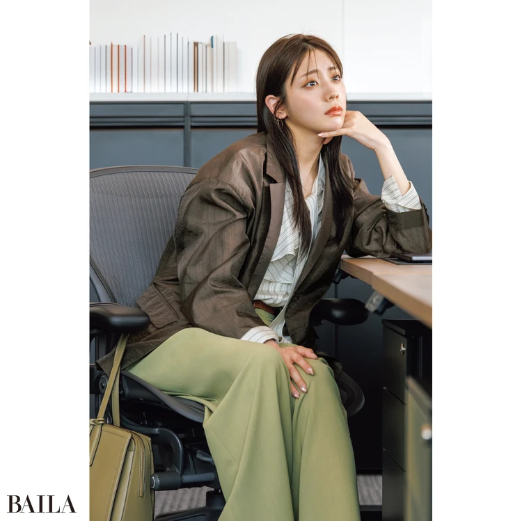 《Day2》友菜さんがいなくなるなんて、私、一人で大丈夫かな? 沈む気持ちをブラウン×グリーンの洒落た配色で盛り上げる