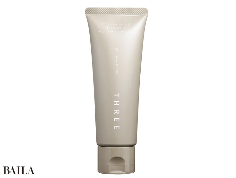 「THREE エッセンシャルセンツ トリートメント フルボディ エマルジョン 01」100㎖ ¥5500/THREE