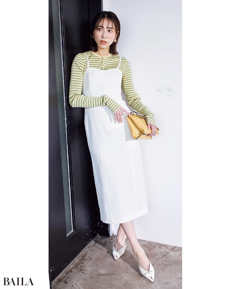 ポジティブなイエローのボーダーで レディライクなタイトワンピを刷新