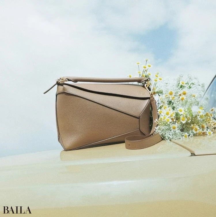 LOEWE（ロエベ）パズルエッジ バッグ スモール