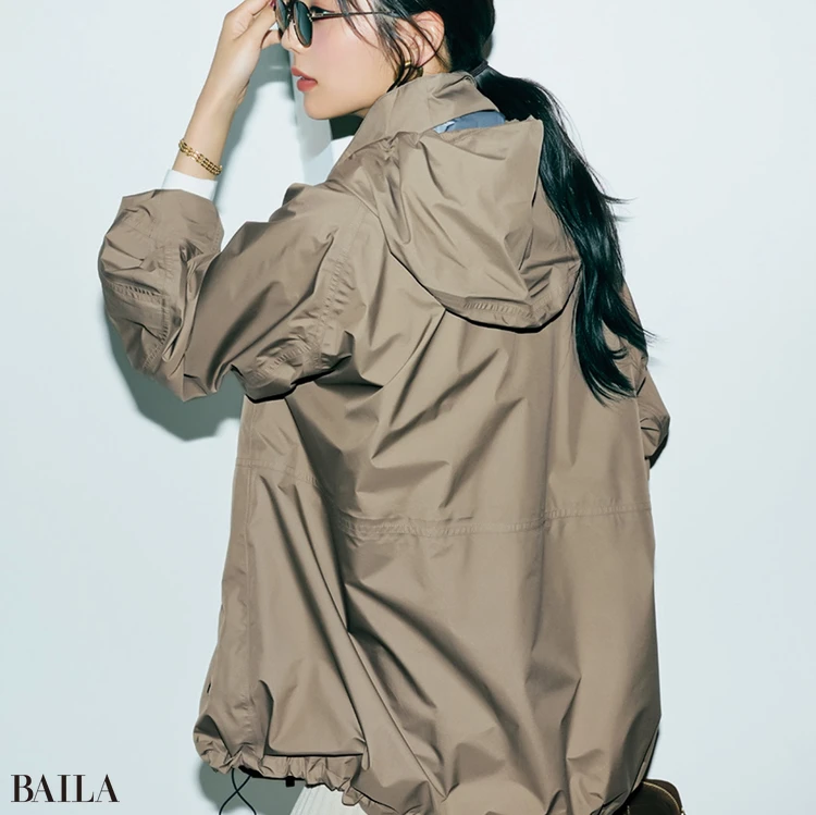 ゆるっ×ピタッの黄金バランスで洗練もスタイルアップも